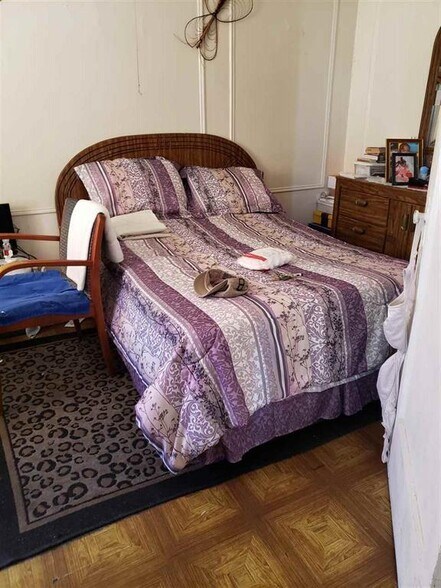 More Photos Of 337 MARTIN LUTHER KING JR Dr, Jersey City Storefront For Sale