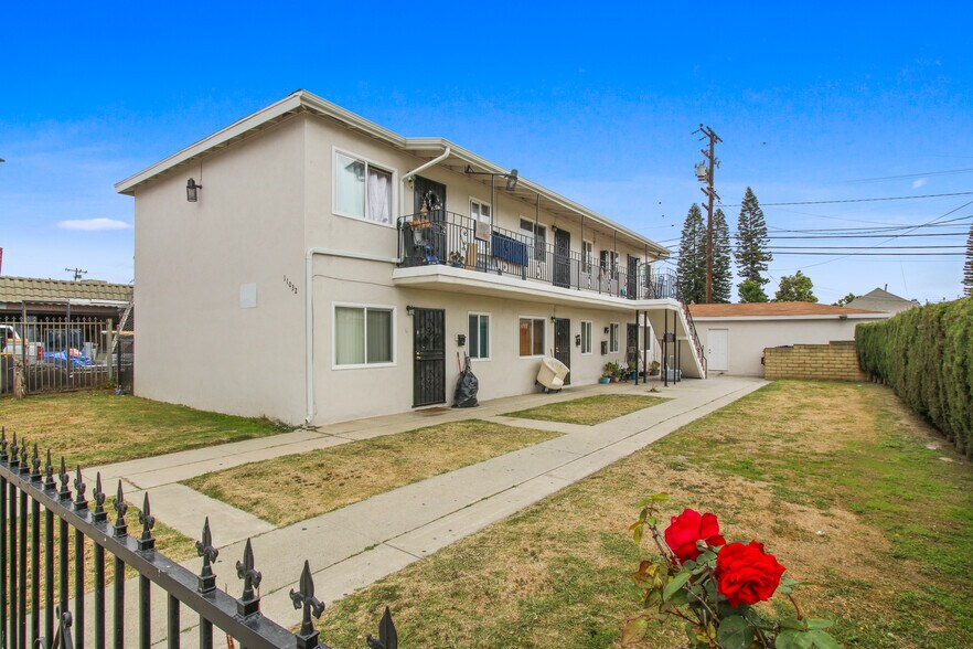 More Photos Of 11032 Atlantic Ave, Lynwood Apartments For Sale