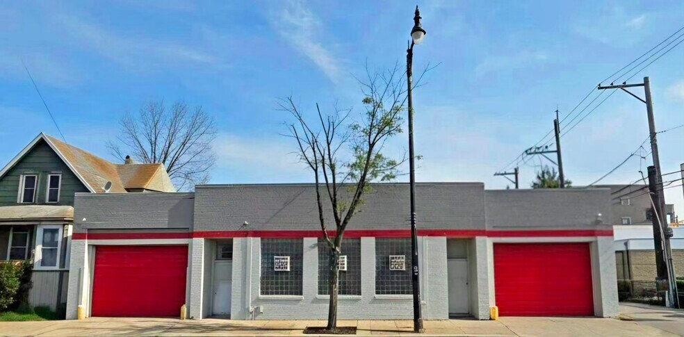 Primary Photo Of 2414 Irving Rd, Chicago Freestanding For Lease