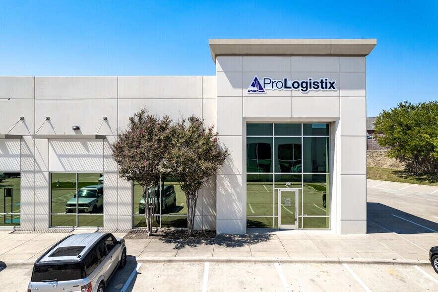 More Photos Of 405 State Highway 121 Byp, Lewisville Light Distribution For Lease