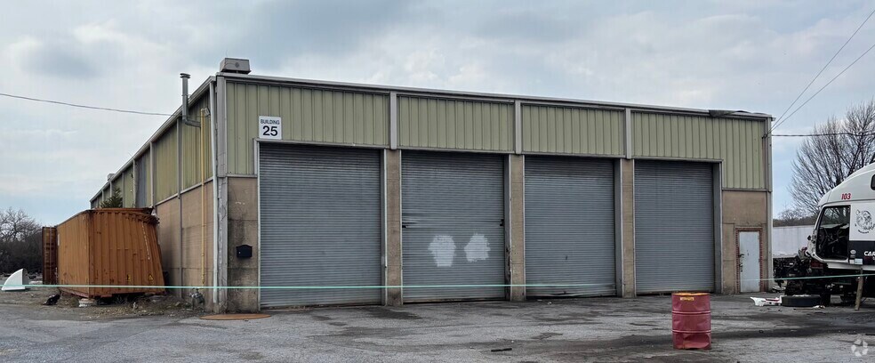 Primary Photo Of 2027 S 12th St, Allentown Industrial For Lease