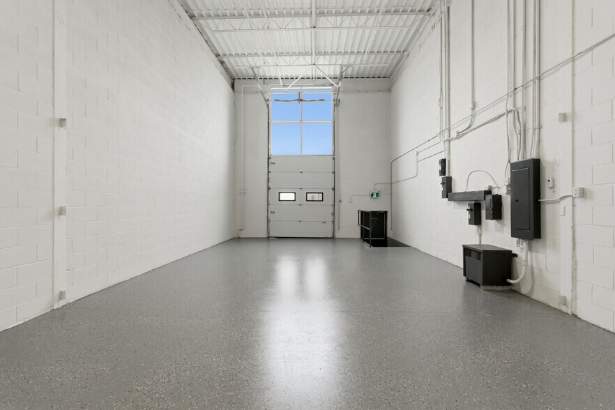 More Photos Of 397 Humberline Dr, Toronto Warehouse For Sale