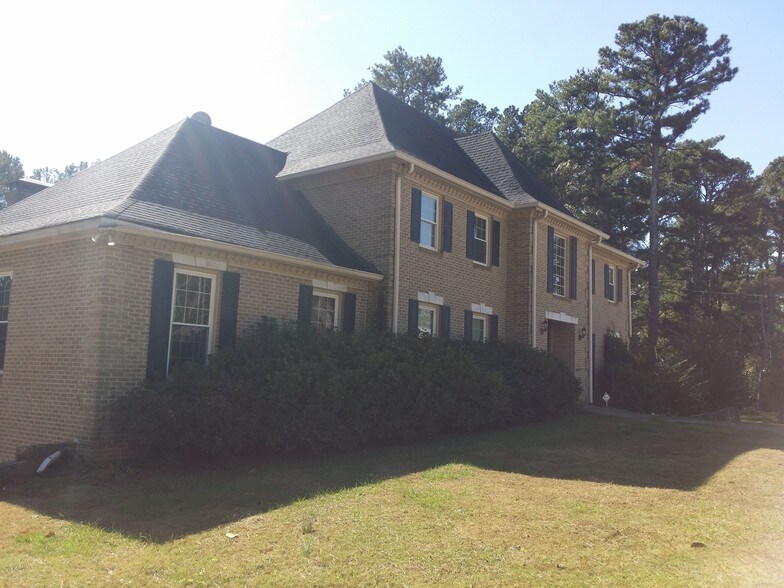 More Photos Of 326 Hurricane Shoals Rd NW, Lawrenceville Medical For Sale