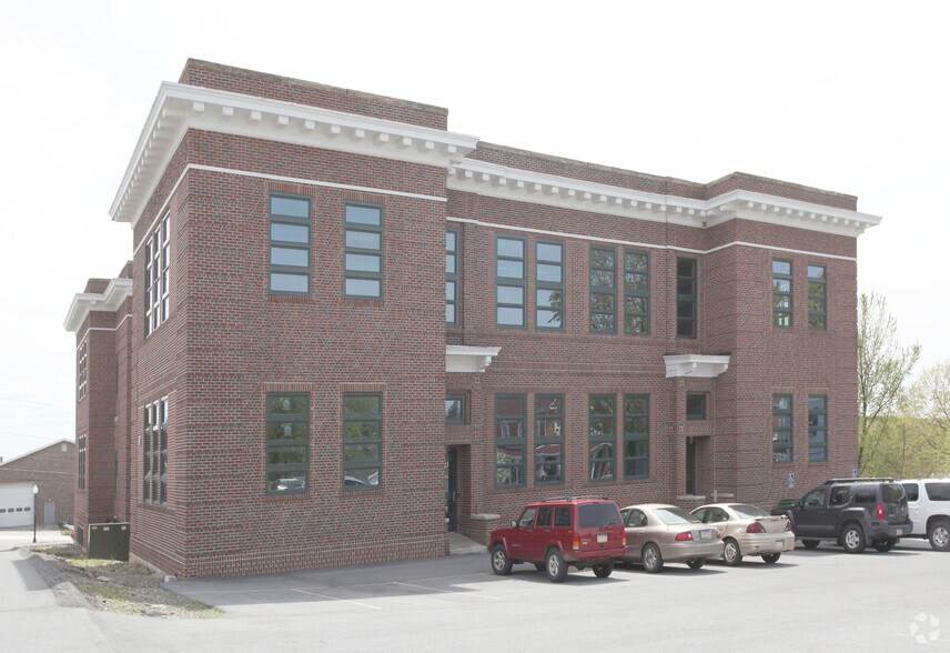 More Photos Of 313 W High St, Ebensburg Medical For Lease