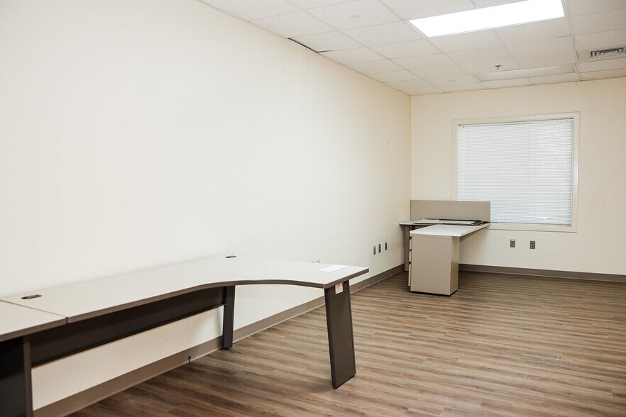 More Photos Of 101B Villa Dr, Daphne Medical For Lease
