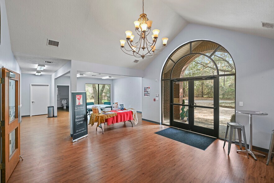 More Photos Of 1202 N Millbend Dr, Spring Religious Facility For Sale