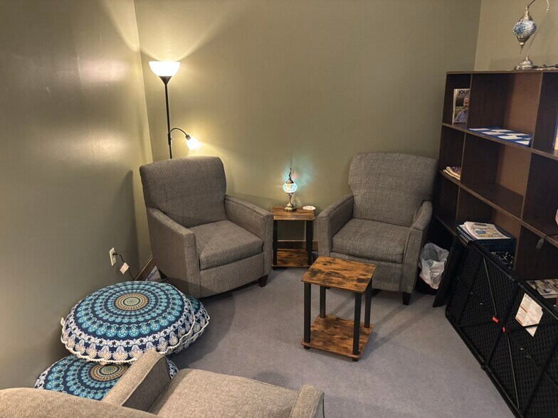 More Photos Of 24 Church St, Ellsworth Office For Lease