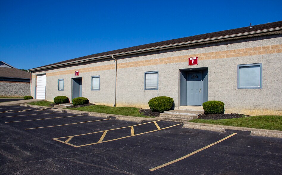 More Photos Of 971 Robinwood Ave, Columbus Warehouse For Lease