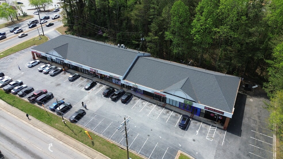 More Photos Of 414 N Hairston Rd, Stone Mountain Freestanding For Sale