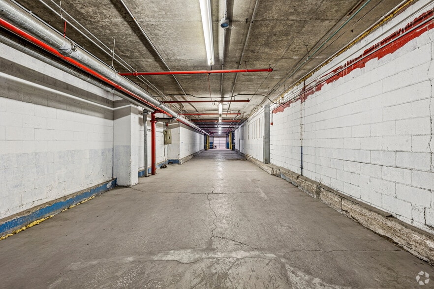More Photos Of 501 N Main Ave, Springfield Warehouse For Lease