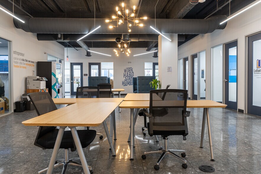 More Photos Of 790 N Milwaukee St, Milwaukee Coworking Space