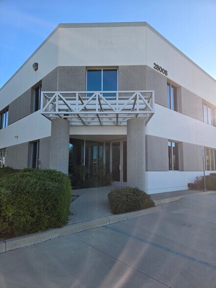 More Photos Of 28008 Harrison Pky, Valencia Warehouse For Lease
