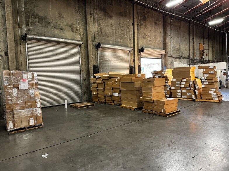 More Photos Of 15929-15939 E Valley Blvd, City Of Industry Warehouse For Lease