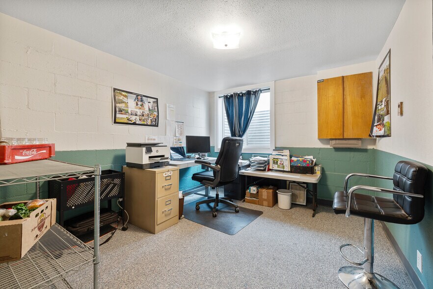 More Photos Of 6109 W Richardson Rd, Pasco Specialty For Sale