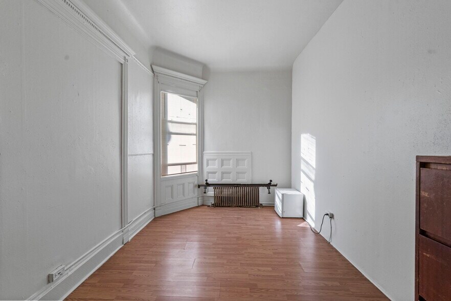 More Photos Of 368-370 Summer Ave, Newark Apartments For Sale