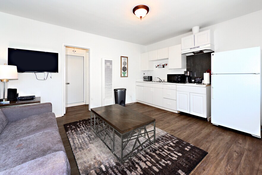 More Photos Of 3743 Mclaughlin Ave, Los Angeles Apartments For Sale