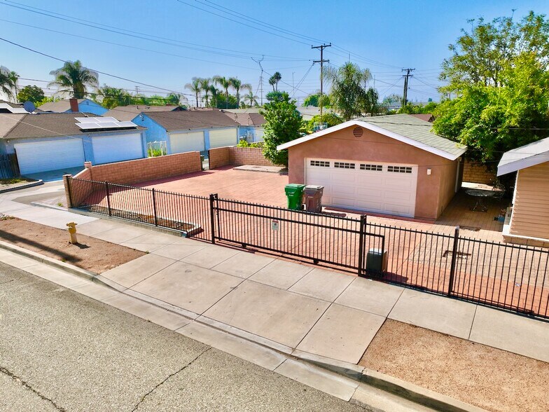 More Photos Of 13201 9th St, Chino Office For Sale