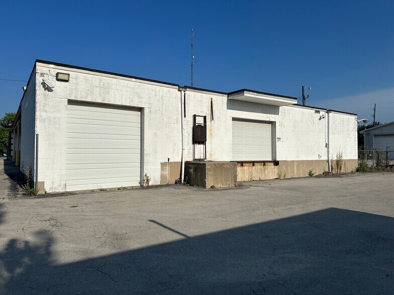 More Photos Of 1480 N Hobbie Ave, Kankakee Warehouse For Lease