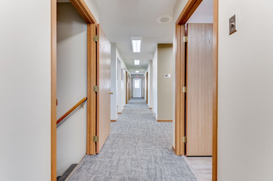More Photos Of 12392 Pleasant Ave, Becker Office For Lease