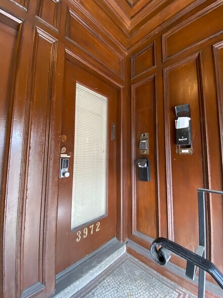 More Photos Of 3972 24th St, San Francisco Apartments For Lease