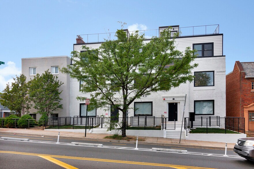 More Photos Of 1140 17th St NE, Washington Apartments For Sale