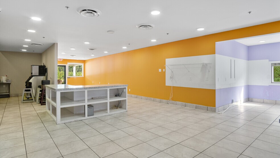 More Photos Of 235 N Mosby Ave, Littleton Restaurant For Sale