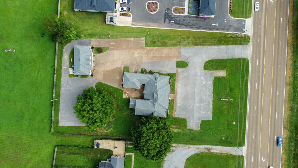 More Photos Of 5185 Getwell Rd, Southaven Office For Sale