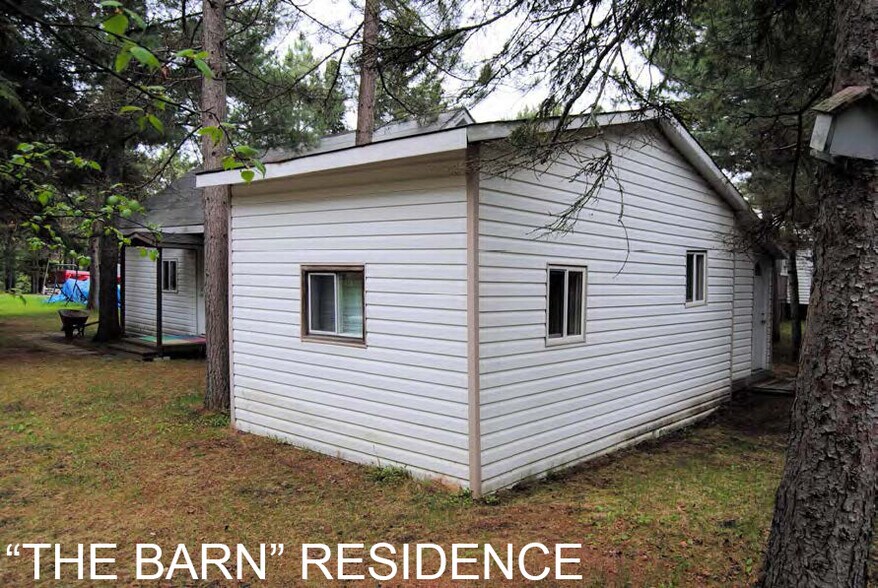 More Photos Of 1594 Lakeshore Dr, Shuniah Manufactured Housing Mobile Home Park For Sale