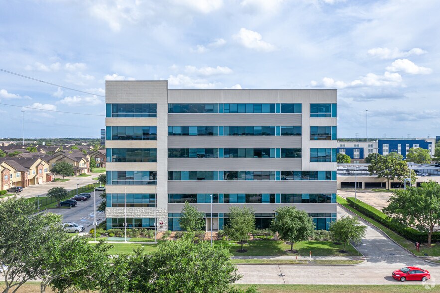 More Photos Of 15721 Park Row, Houston Office For Lease