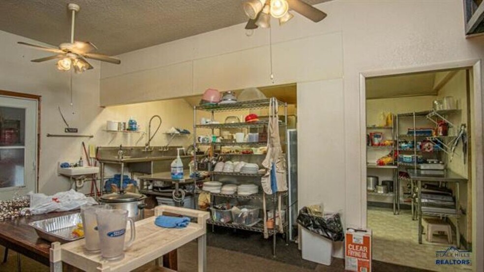 More Photos Of 15350 SD-44 Hwy, Caputa Sports And Entertainment For Sale