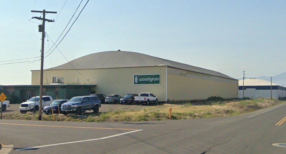 More Photos Of 2194 Sage Rd, Medford Warehouse For Sale