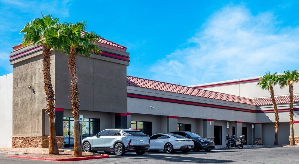 More Photos Of 4427 E Sunset Rd, Henderson Freestanding For Lease