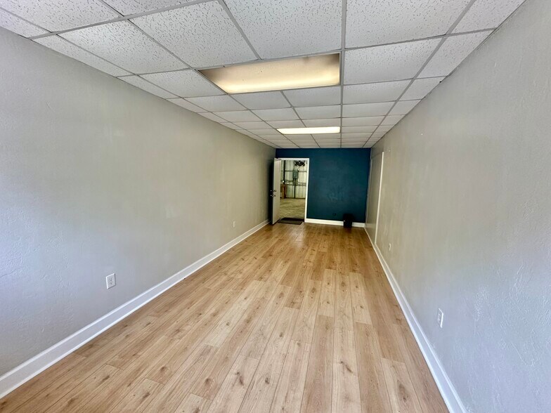 More Photos Of 101 Hibiscus Ave, Bunnell Warehouse For Lease