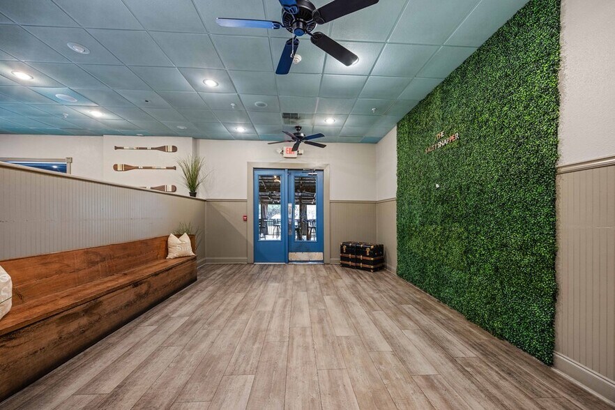 More Photos Of 1405 Gornto Rd, Valdosta Restaurant For Sale