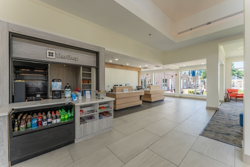 More Photos Of 4400 North Fwy, Fort Worth Hotel For Sale