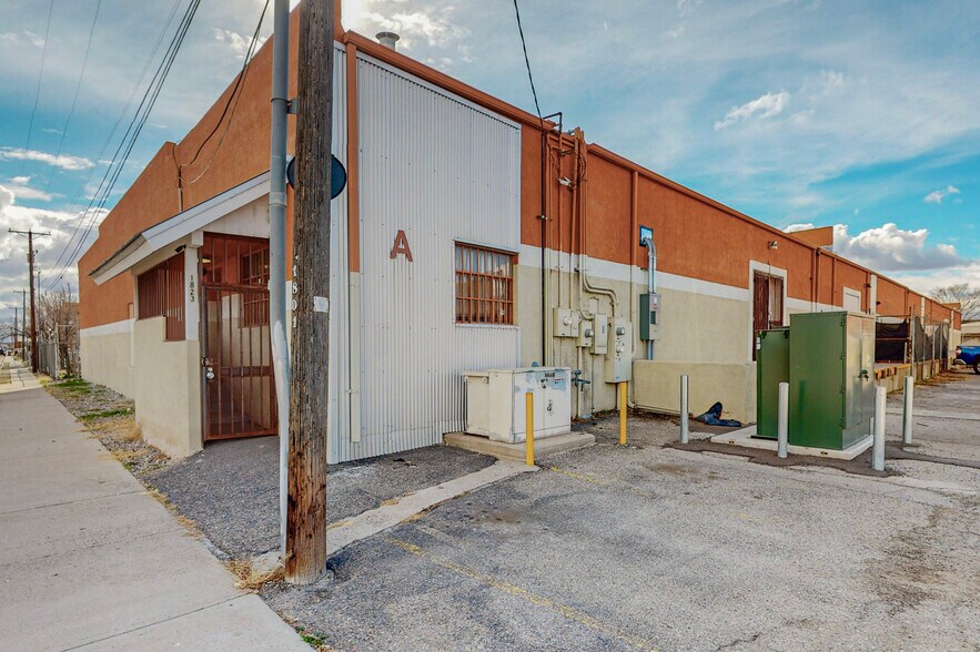 More Photos Of 1823 Commercial St NE, Albuquerque Warehouse For Sale