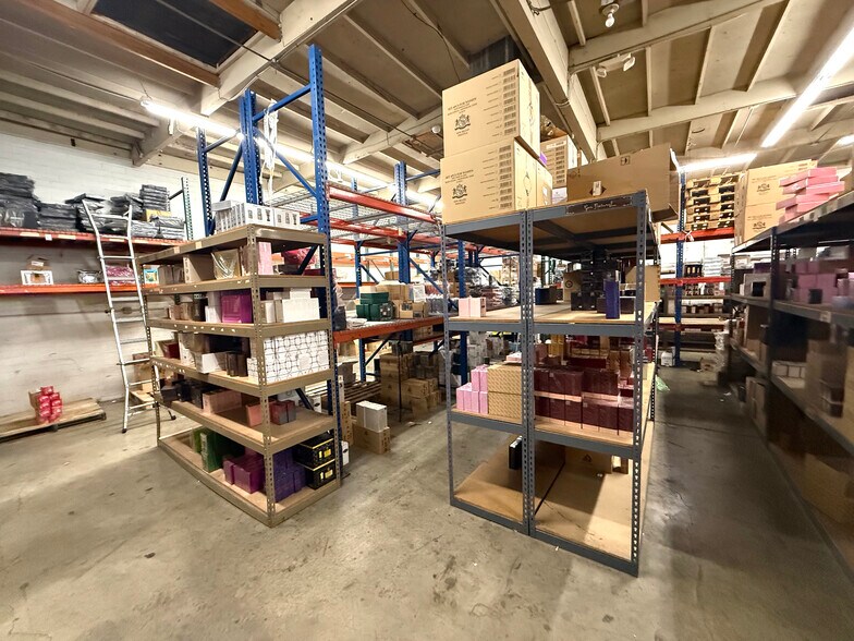 More Photos Of 1419 Essex St, Los Angeles Warehouse For Sale
