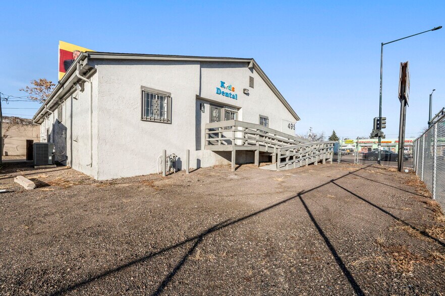 More Photos Of 495 S Federal Blvd, Denver Medical For Sale