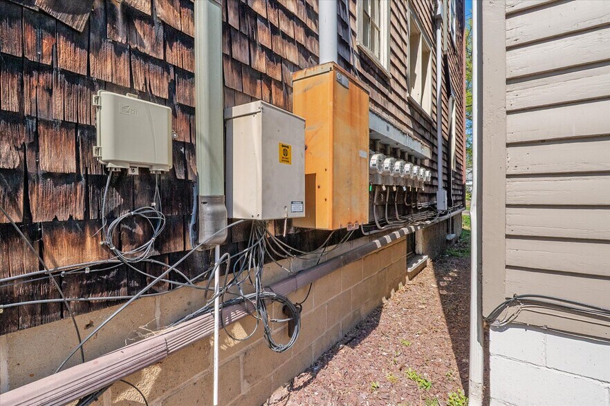 More Photos Of 104 Maple Ave, Chestertown Apartments For Sale