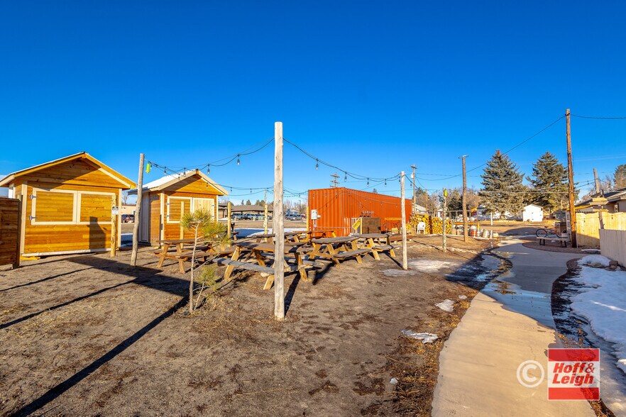 More Photos Of 252 Front St, Monument Freestanding For Sale