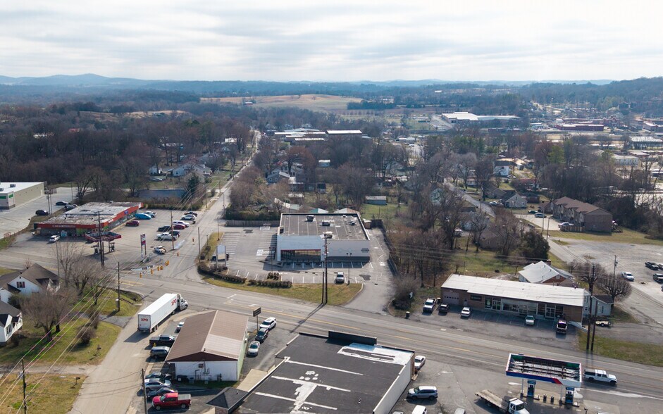 More Photos Of 210 Mcmurry Blvd, Hartsville Freestanding For Lease