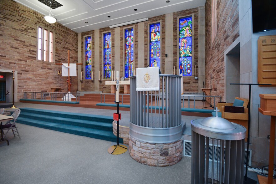 More Photos Of 801 S Madison St, Bloomington Religious Facility For Sale