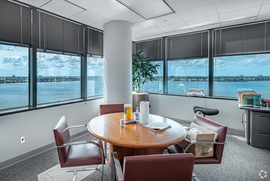 Photo of 8th Floor Ste 800