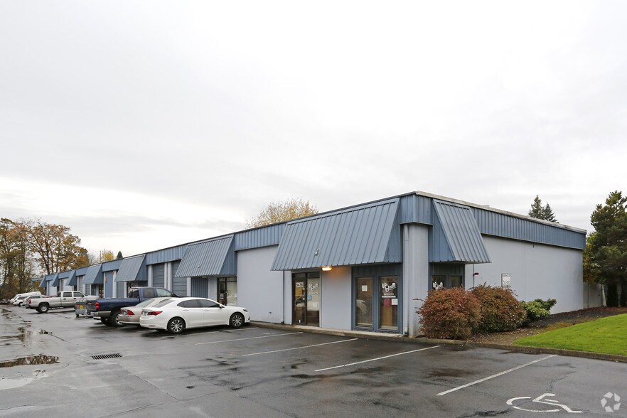 More Photos Of 9380 SW Tigard St, Portland Unknown For Lease