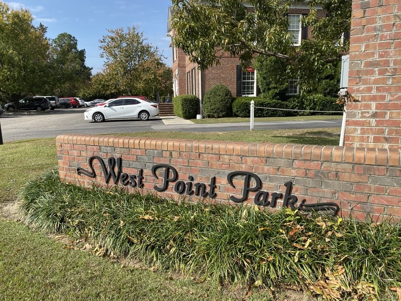 More Photos Of 6516 Dental Ln, Fayetteville Office For Lease