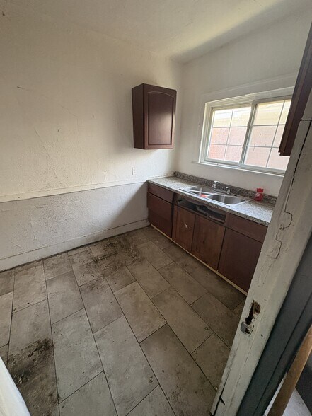 More Photos Of , Detroit Multifamily For Sale