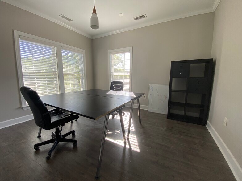 More Photos Of 1830 Peachtree Pky, Cumming Medical For Sale