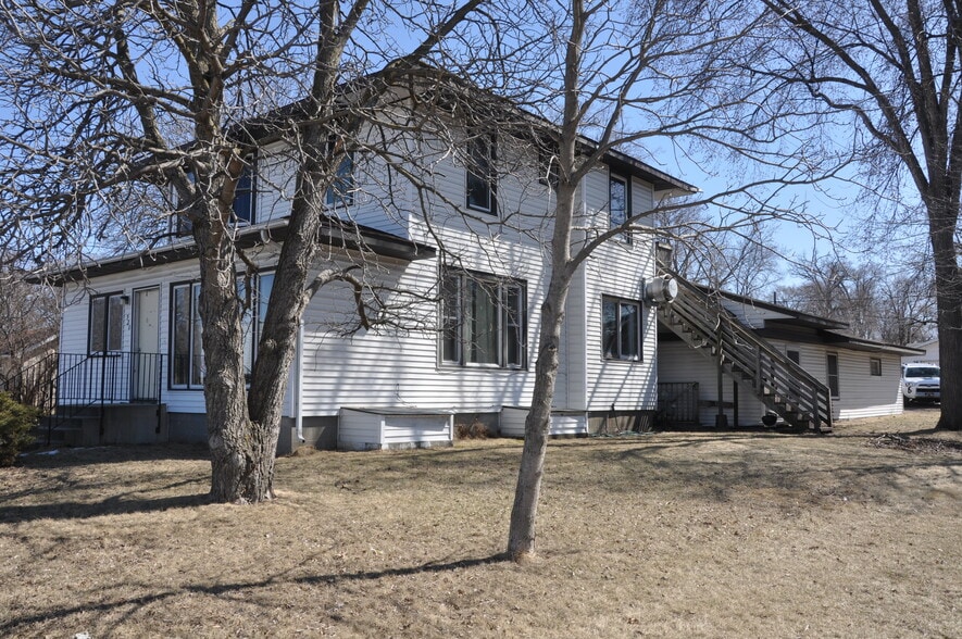 Primary Photo Of 920 3rd St N, Waite Park Apartments For Sale