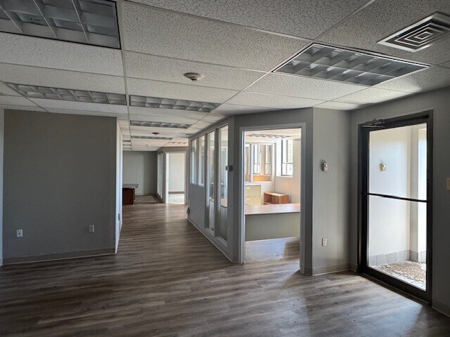 More Photos Of 1150 New London Ave, Cranston Office For Lease