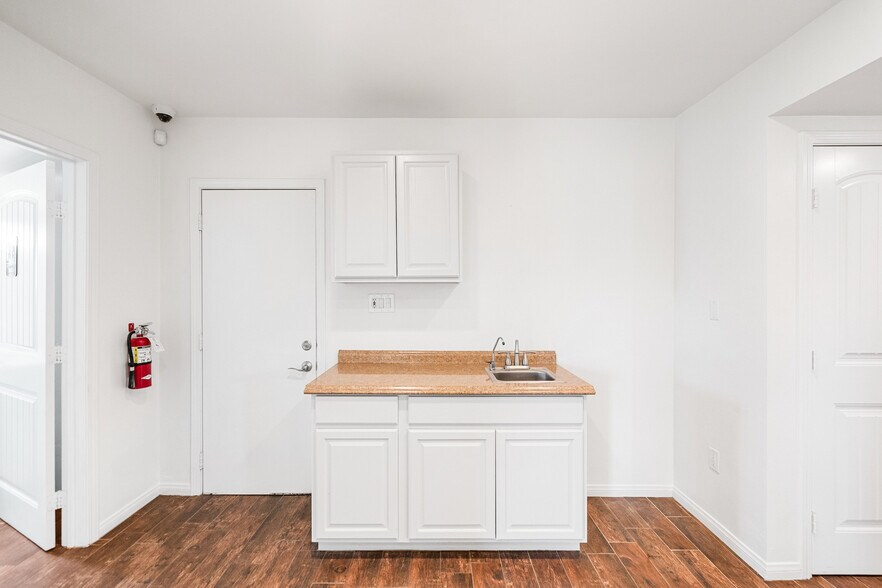 More Photos Of 6315 Pedley Rd, Riverside Land For Sale